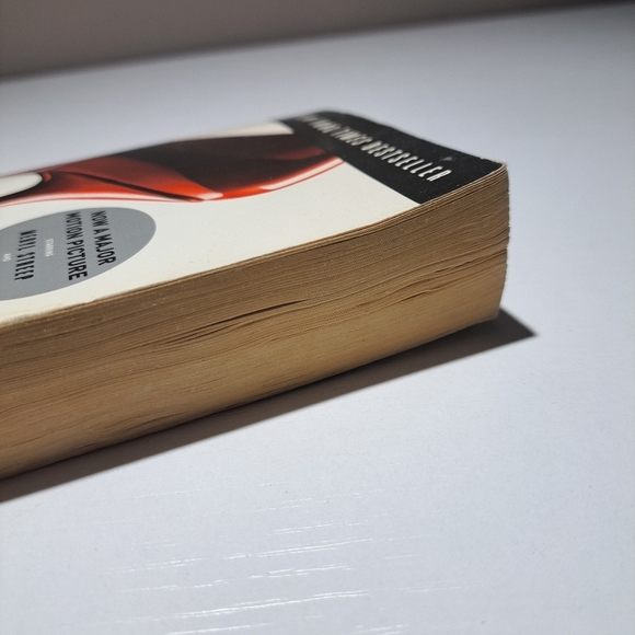 The Devil Wears Prada : A Novel by Lauren Weisberger (2006, Trade Paperback)book - Picture 2 of 6